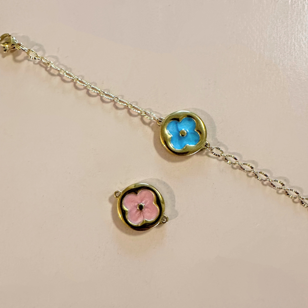 Labubu Round Flower Necklace (multiple colors)