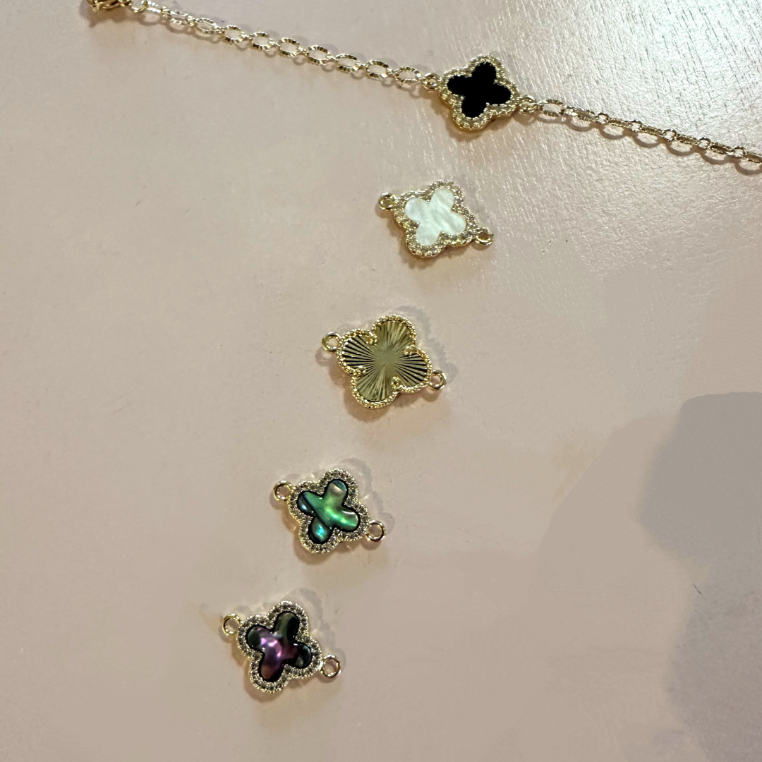 Labubu VC Clover Necklace (multiple colors)