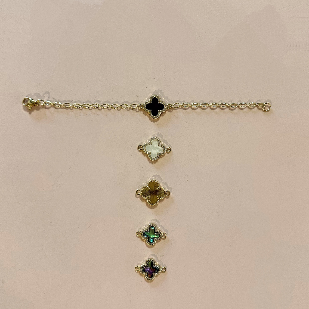 Labubu VC Clover Necklace (multiple colors)